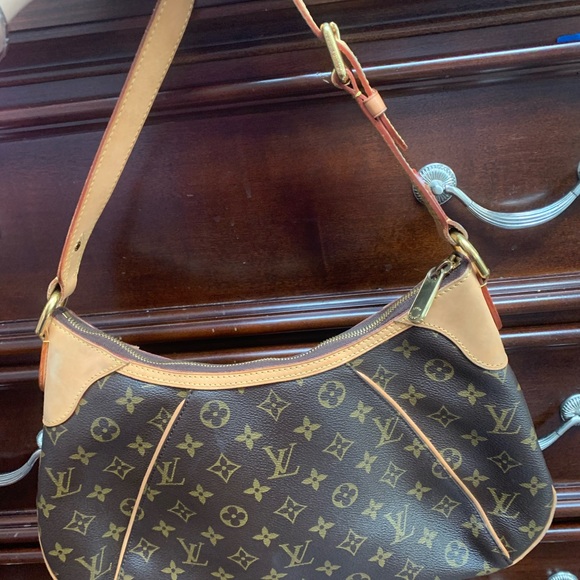 SOLD ❤️ - Picture 2 of 13